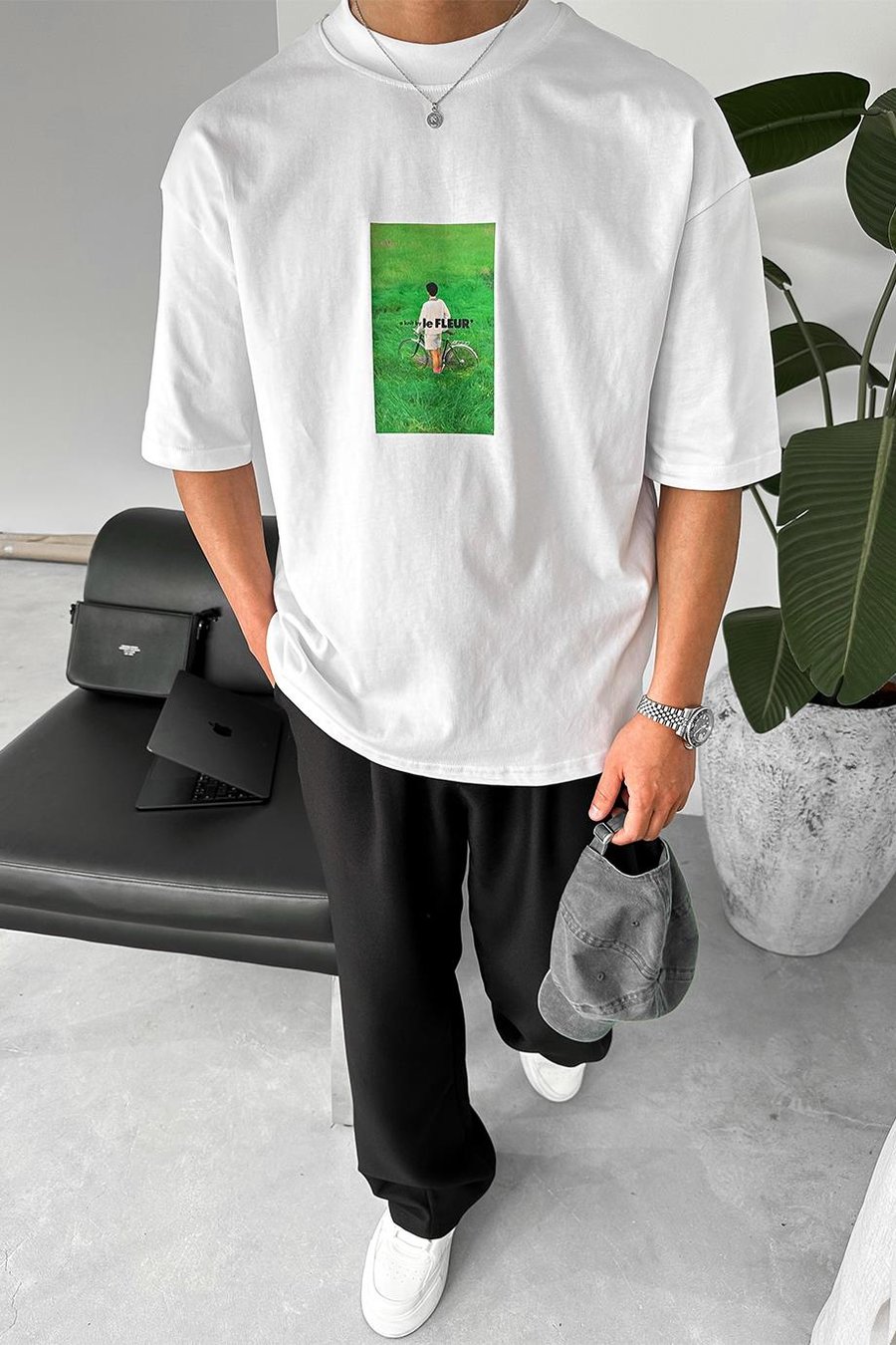 Beyaz Fleur Baskılı Oversize Tişört