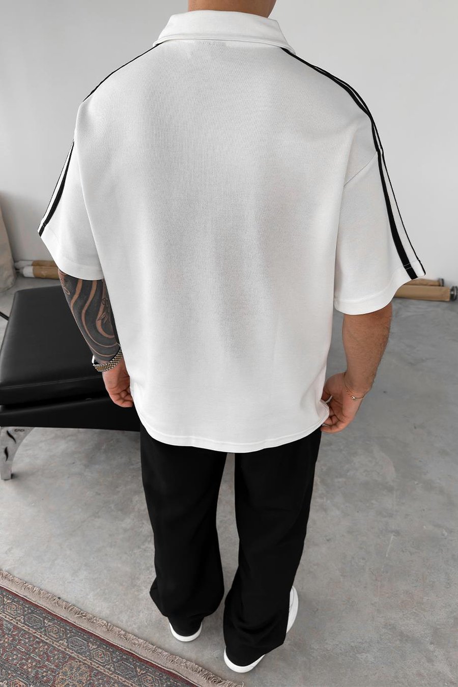 Beyaz Old Money MatchaStory Baskılı Oversize Polo Yaka Tişört