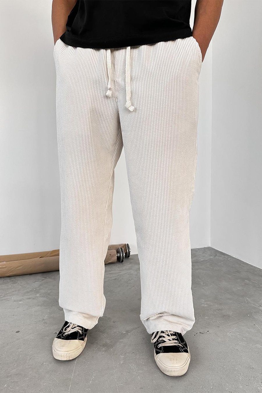 Ekru Beli Lastikli Ayarlanabilir Kadife Baggy Pantolon