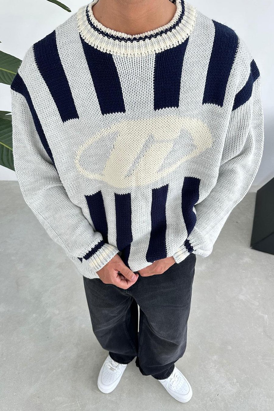 Gri Forma Desenli Triko Oversize Kazak