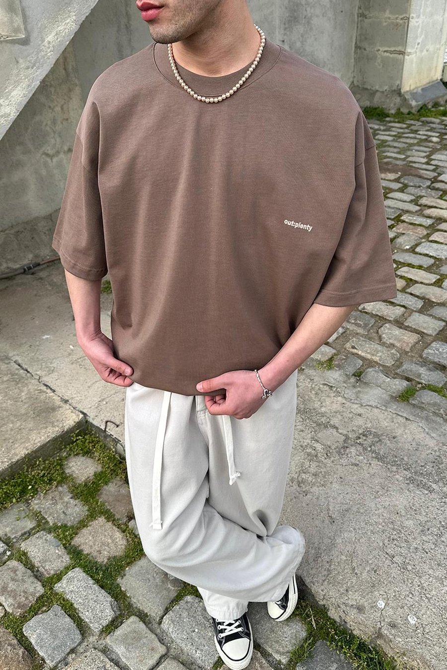 Kahverengi Beyaz Minimalism OUTPLENTY PREMİUM Oversize Tişört
