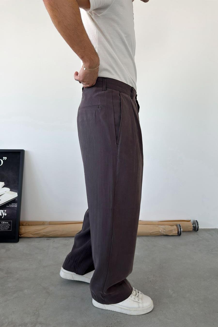 Kahverengi Pileli Modal Kumaş Baggy Pantolon
