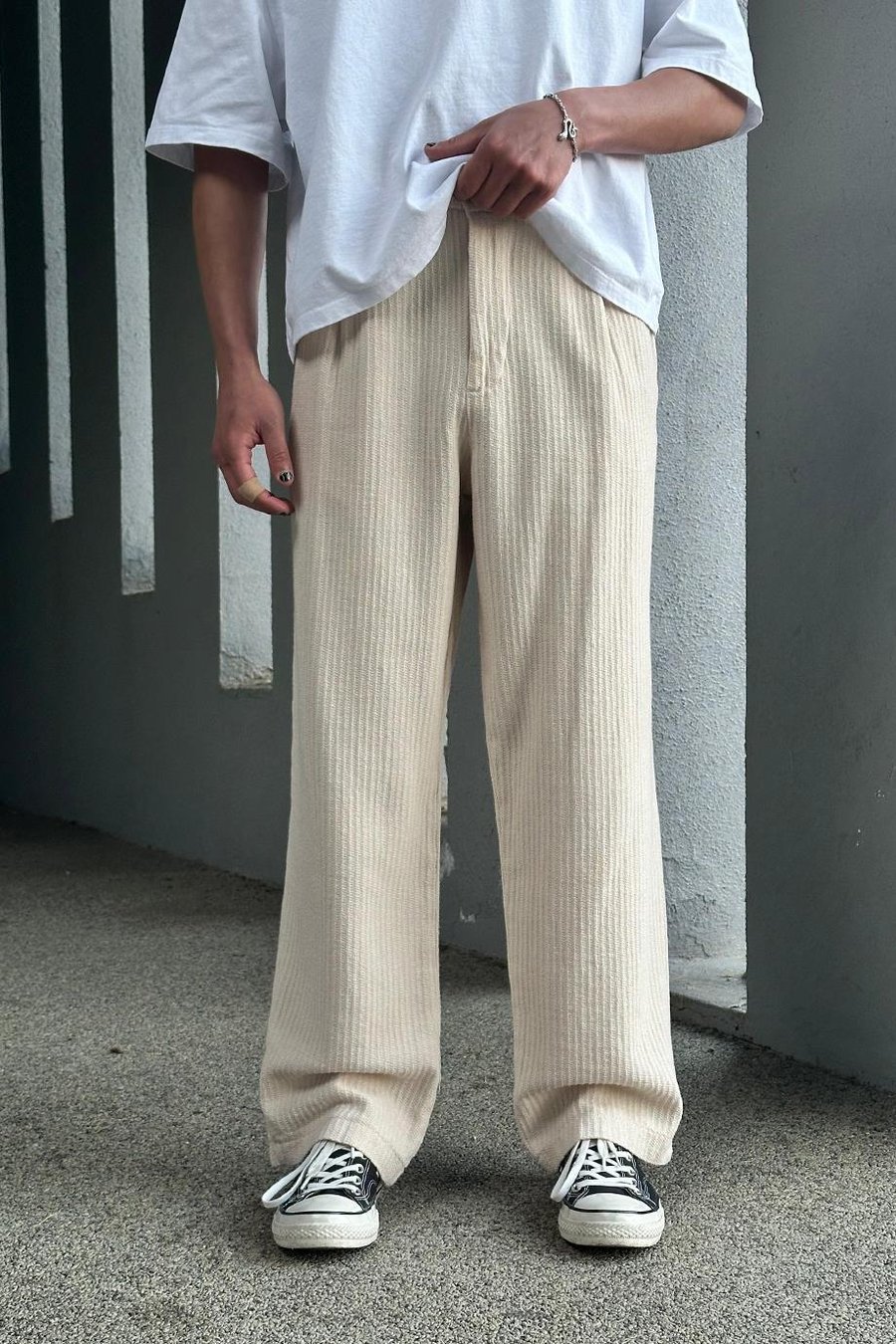 Krem Dokulu Pile Detaylı 42 GO Baggy Pantolon