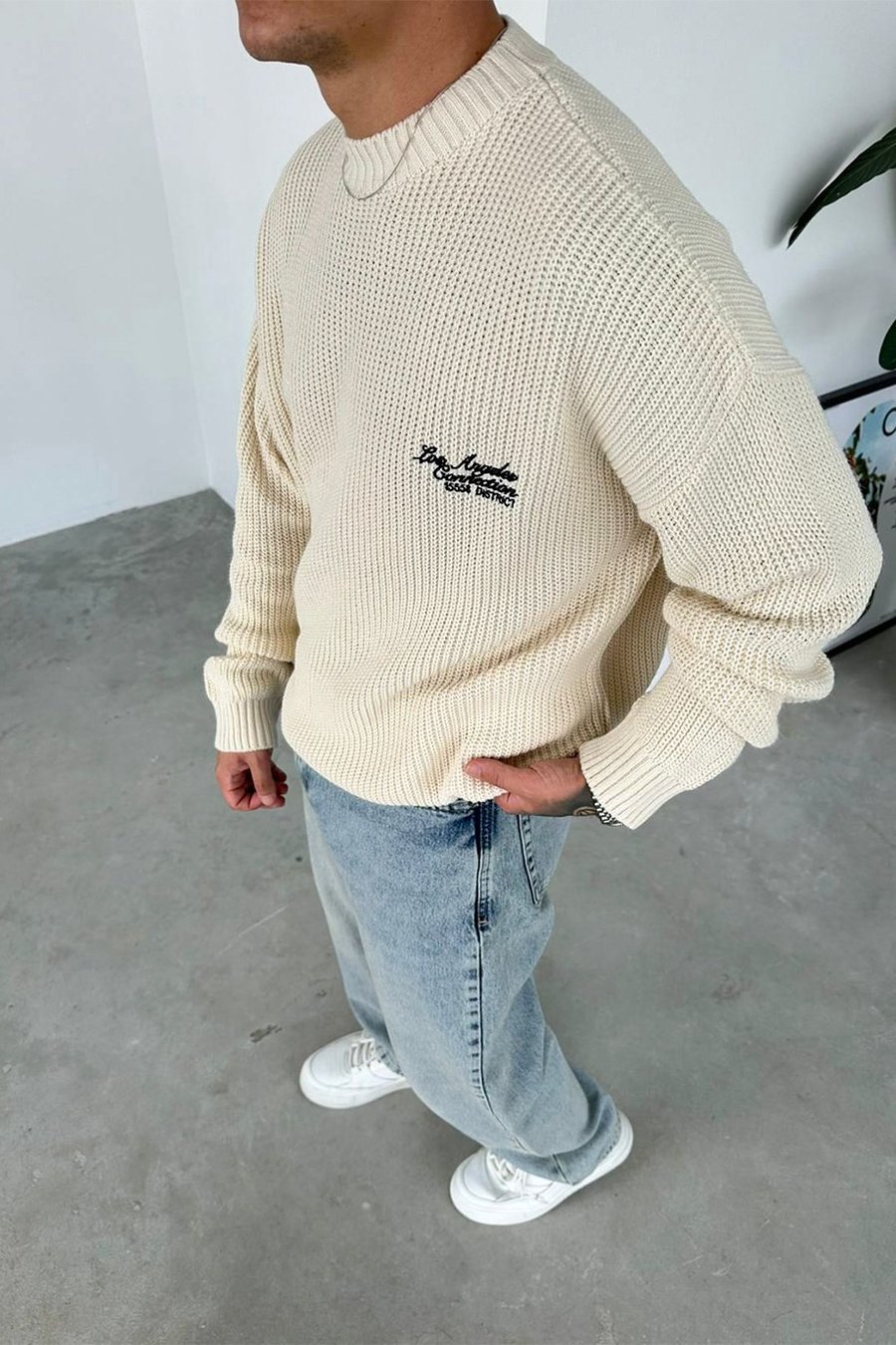 Krem Los Angeles Nakış Oversize Triko Kazak
