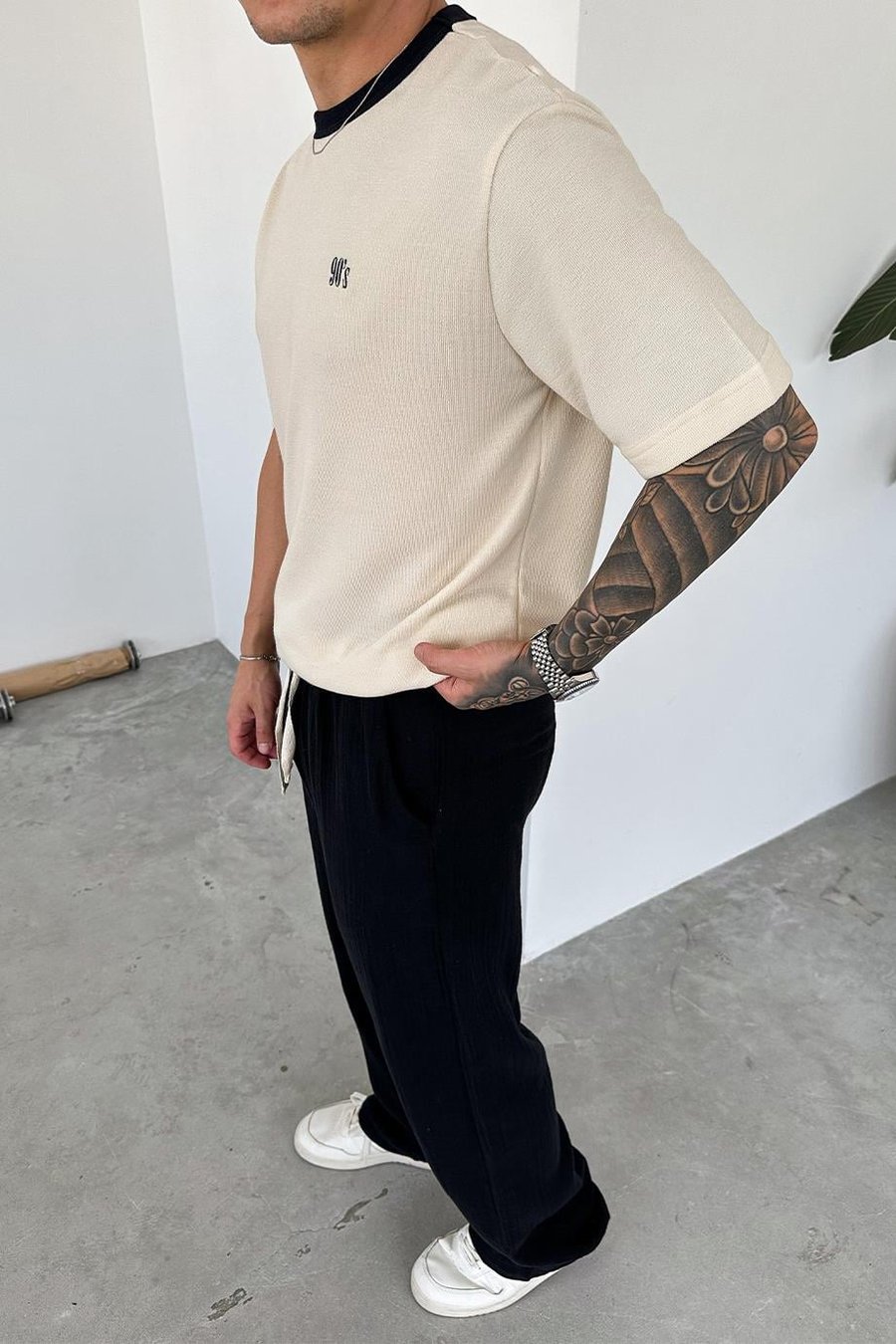 Krem Old Money 90s İnce Fitilli Oversize Tişört