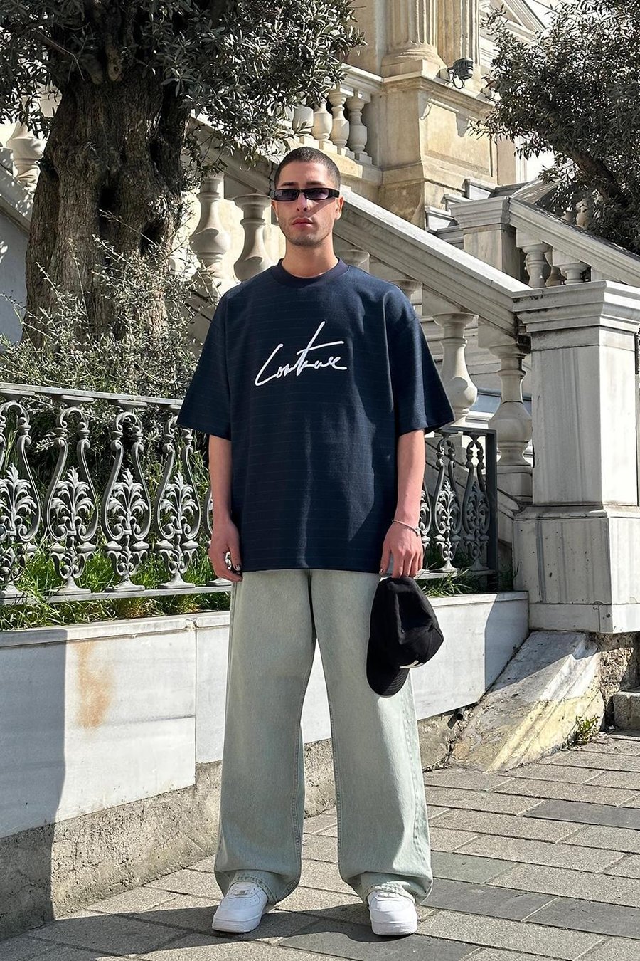 Lacivert Şeritli Cout Nakış Detay BS Oversize Tişört