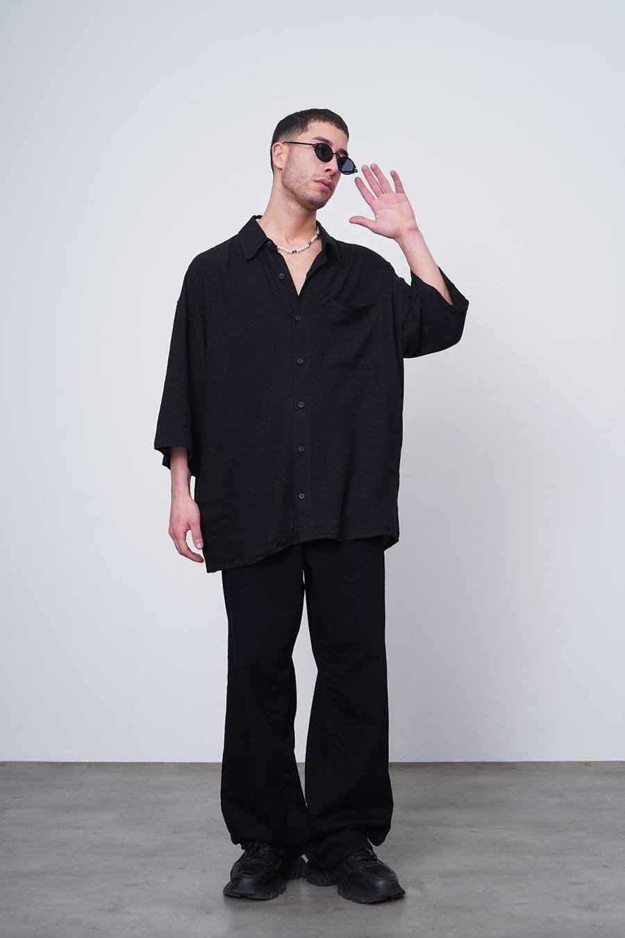 Siyah Basic Yarım Kollu 1B CH Oversize Gömlek