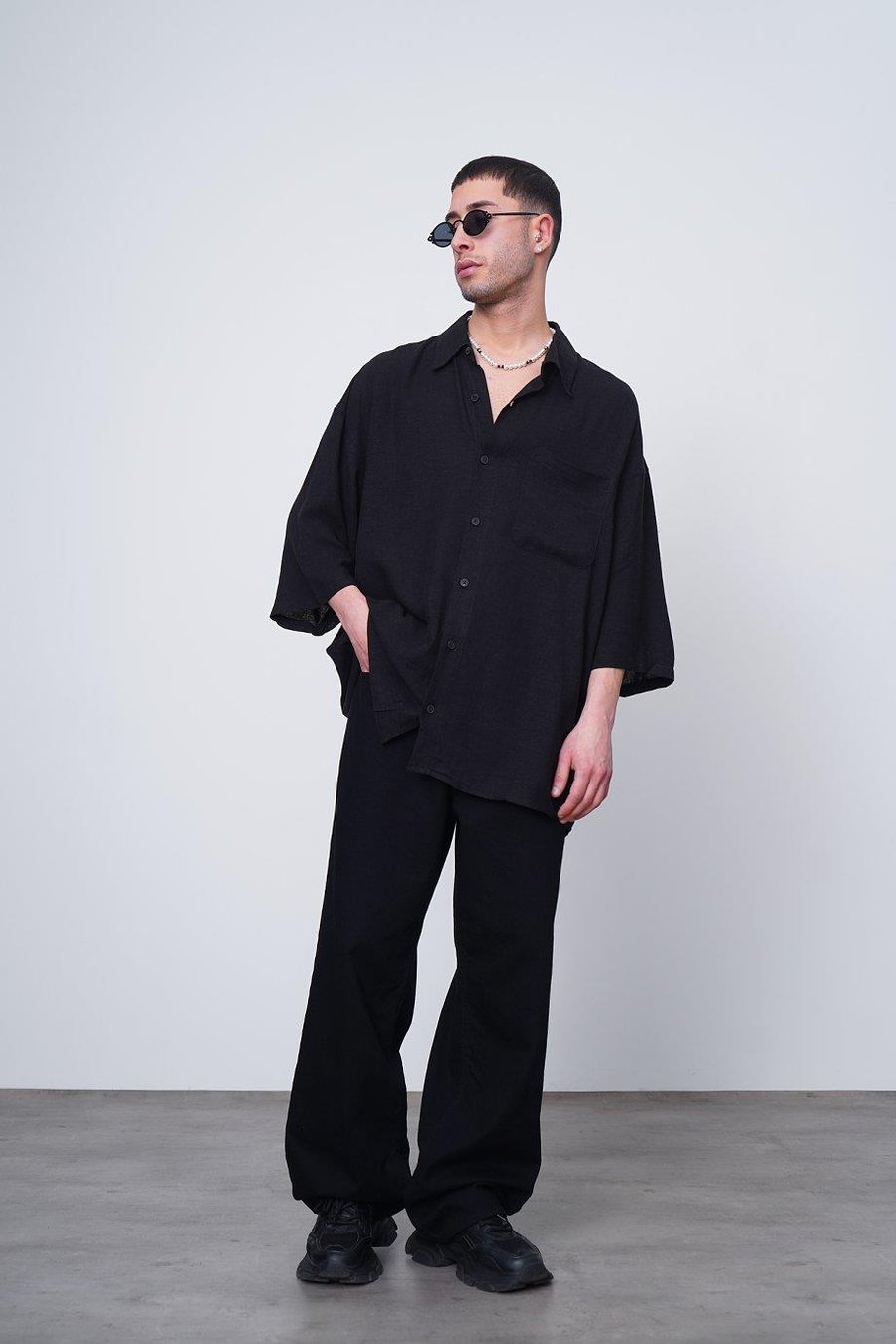 Siyah Basic Yarım Kollu 1B CH Oversize Gömlek