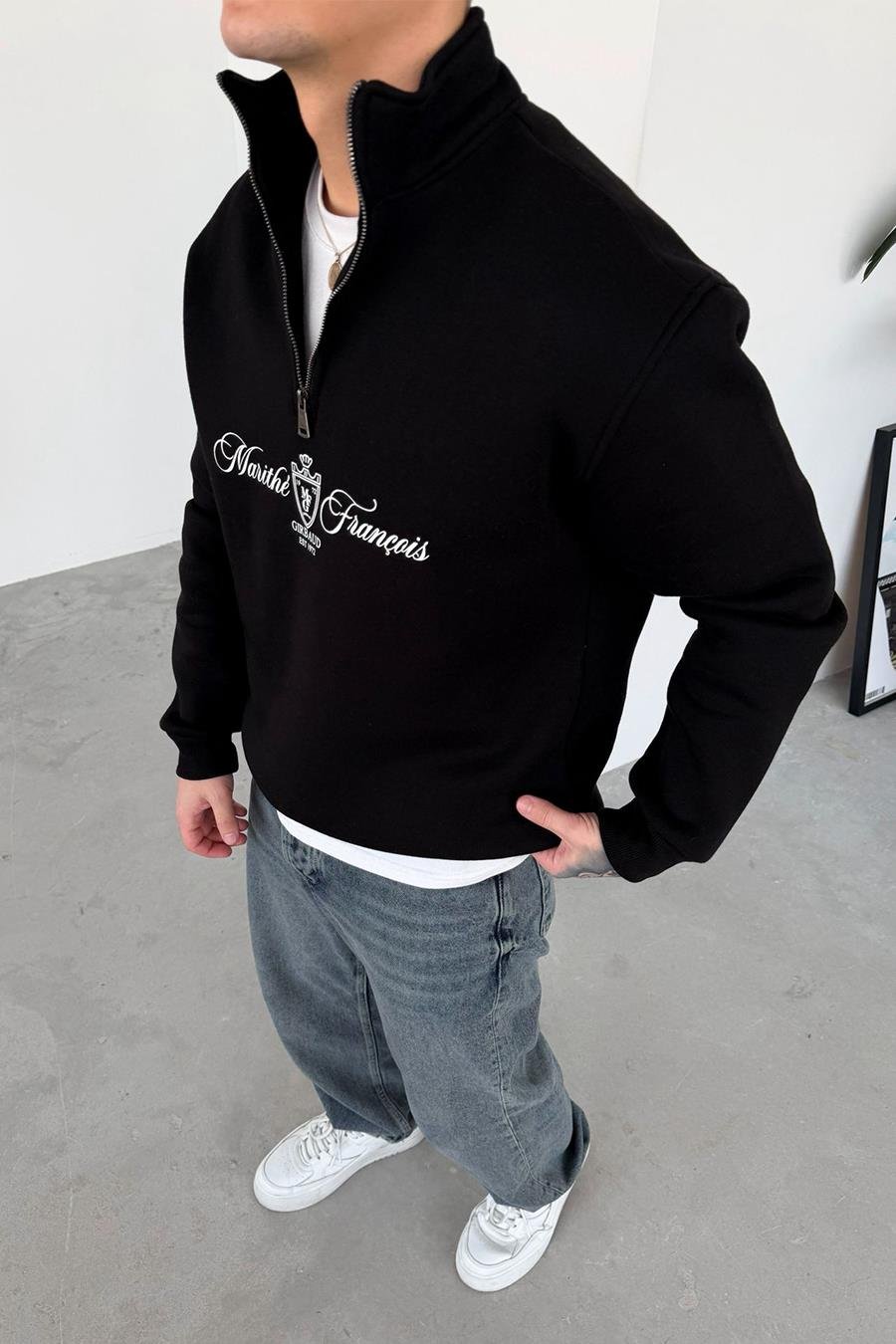 Siyah Baskılı Yarım Fermuar Oversze Sweatshirt