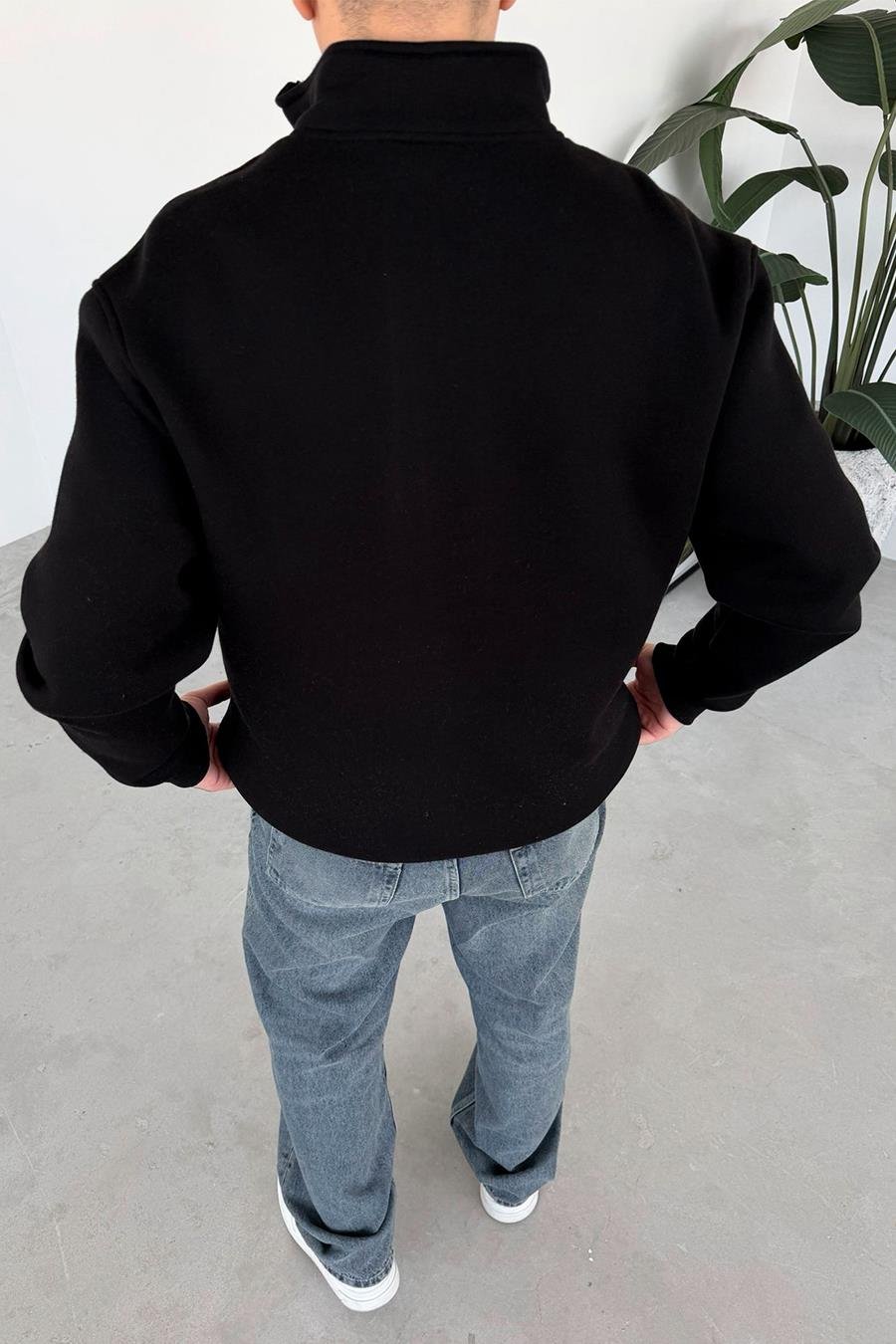 Siyah Baskılı Yarım Fermuar Oversze Sweatshirt