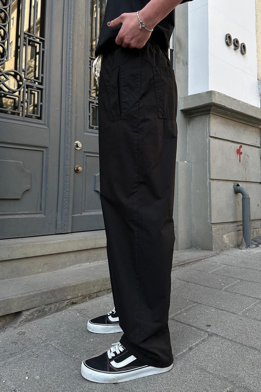 Siyah Beli Lastikli İp Detay Basic Paraşüt L1 CH Baggy Pantolon