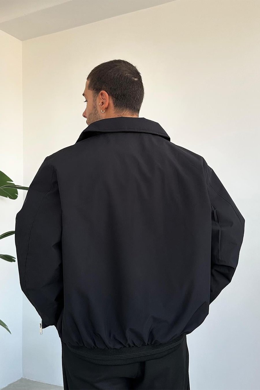 Siyah Beli Lastikli Tam Fermuarlı Ceket