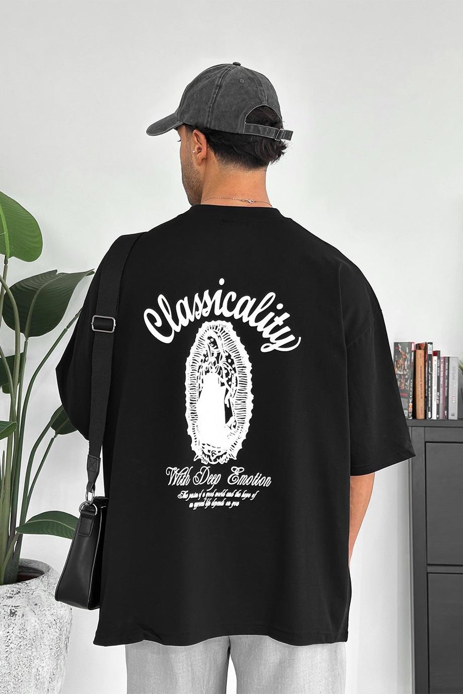 Siyah Classicality OUTPLENTY PREMİUM Oversize Tişört