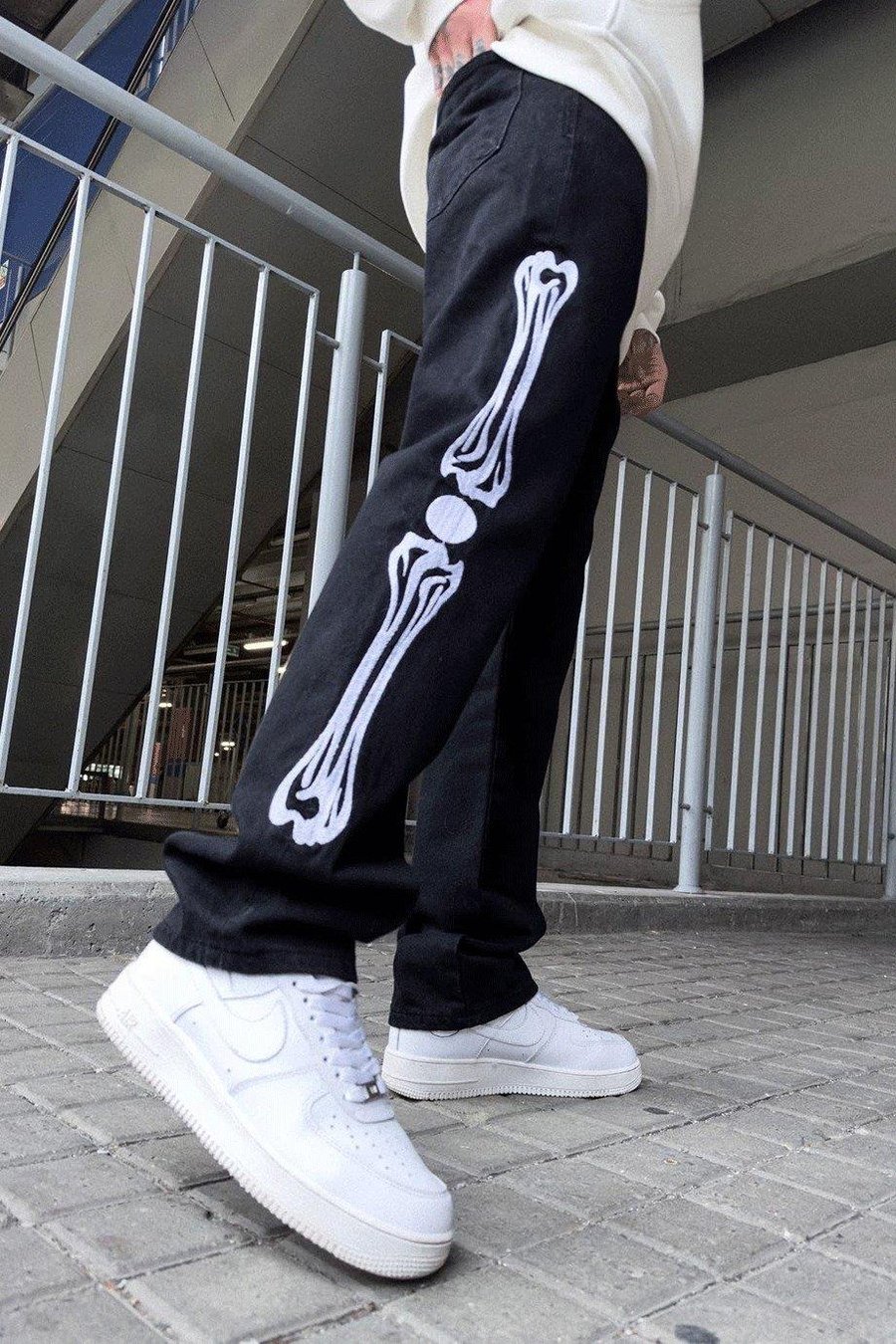 Siyah Kemik Nakış Detay Siyah Baggy Pantolon