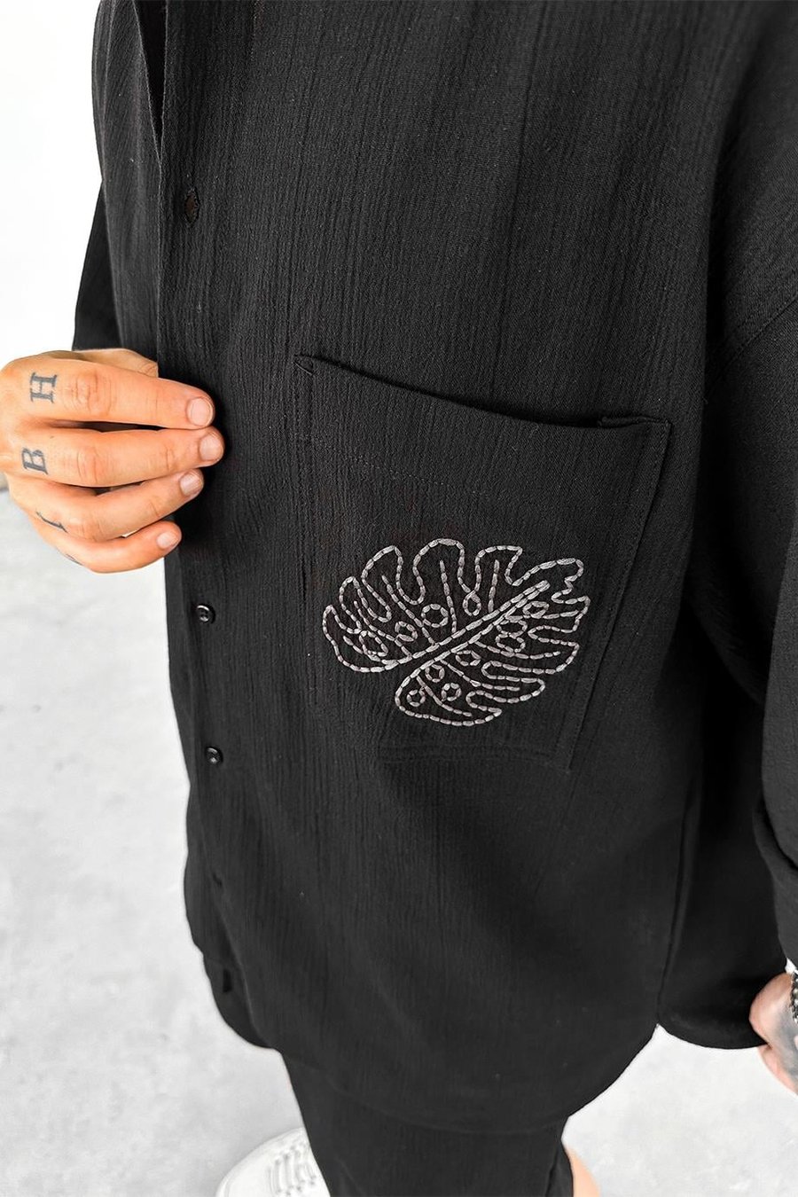 Siyah Leaf Nakış Detay Oversize Keten Gömlek