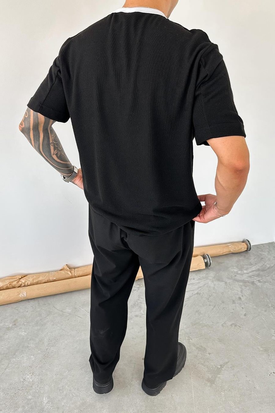 Siyah Old Money 90s İnce Fitilli Oversize Tişört