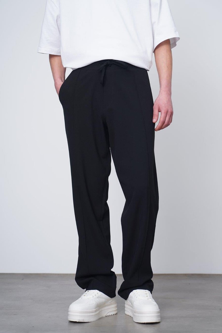 Siyah Pileli Beli Lastikli Kumaş EL Baggy Pantolon