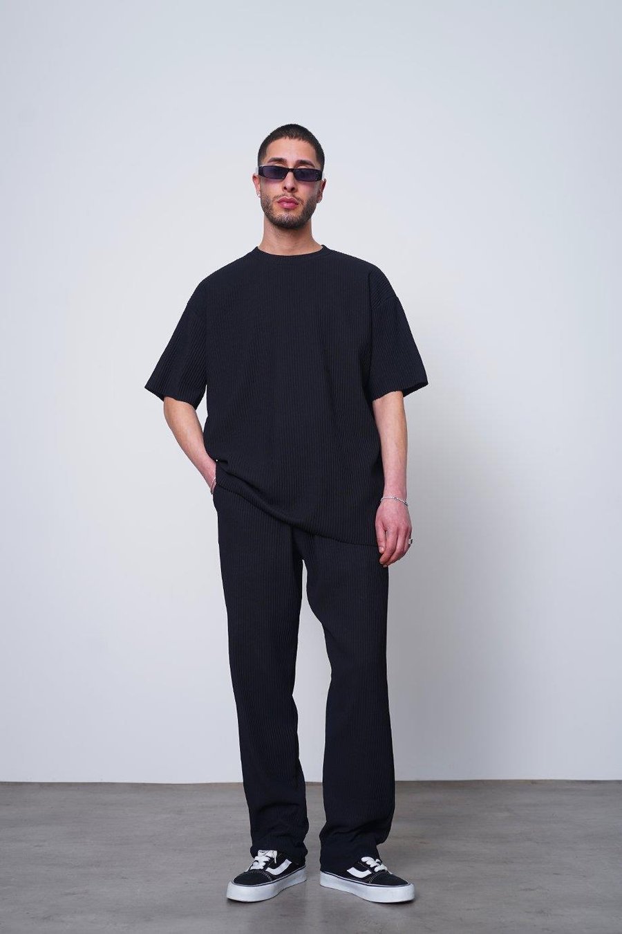 Siyah Siyah Fitilli Basic 17 MH Oversize Tişört