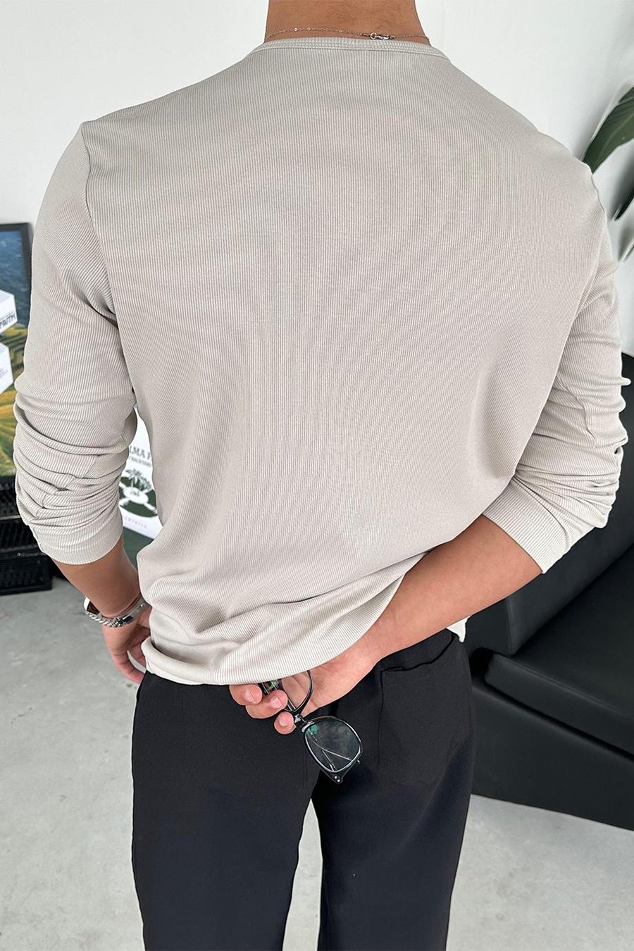 Taş Basic Fitilli Düğmeli Yaka Relax Fit Uzun Kollu Tişört