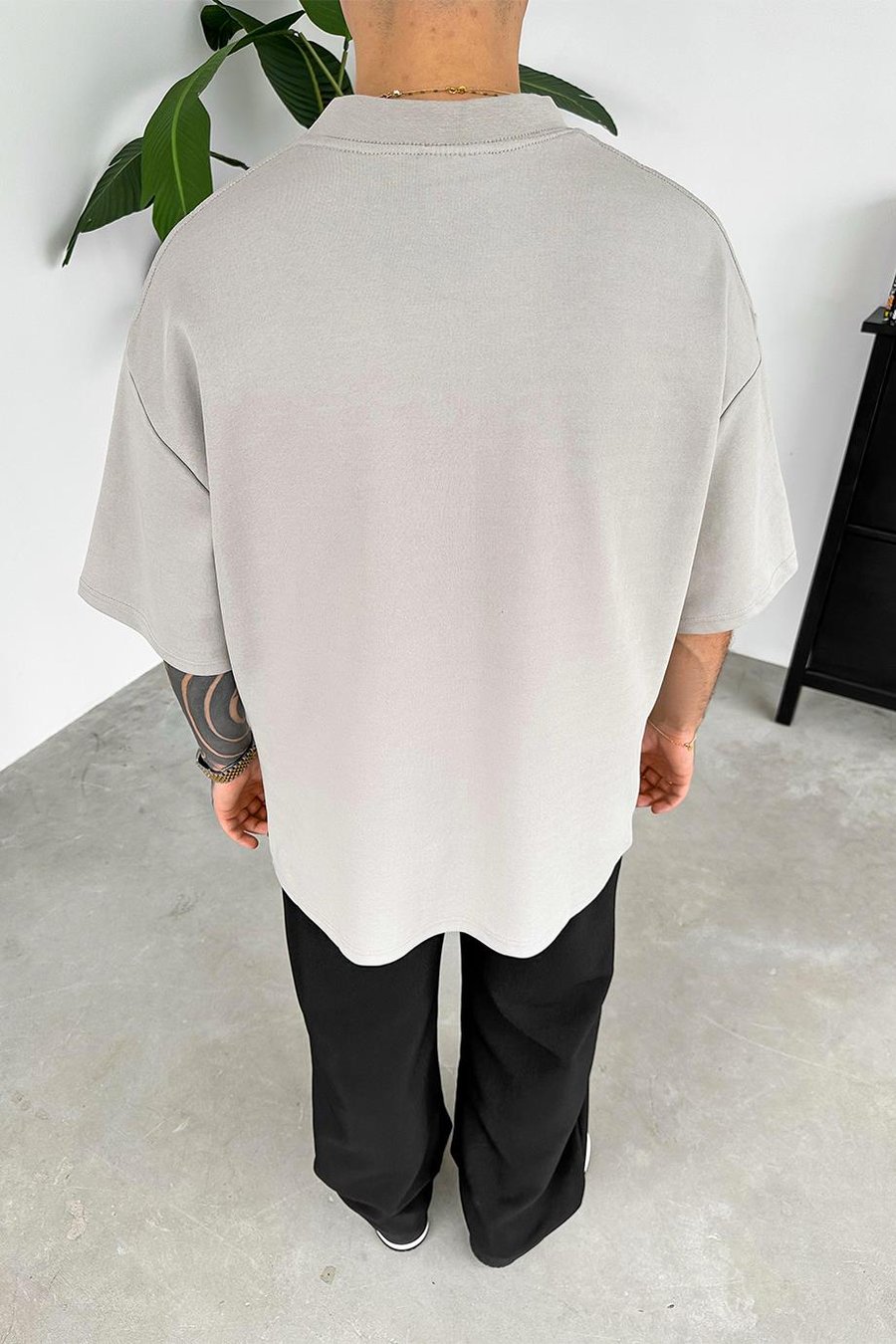 Taş Dikiş Detaylı Oversize Tişört