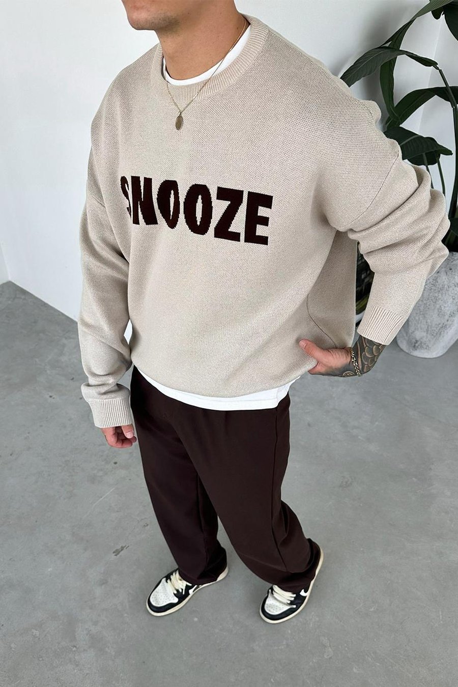 Taş Snooze Baskılı Triko Kazak