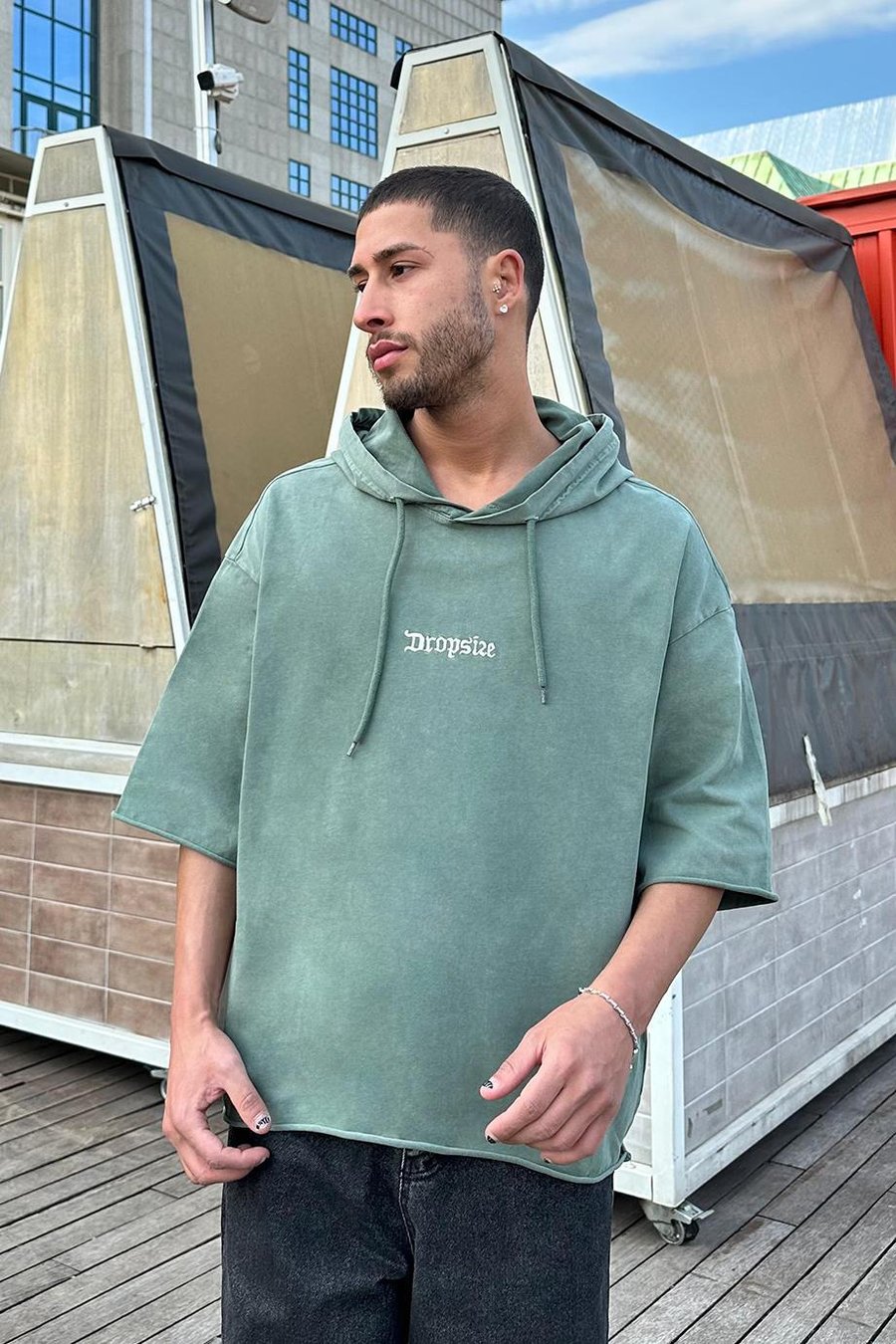 Yeşil Dropsize Nakış Detaylı Kapüşonlu PH Oversize Tişört