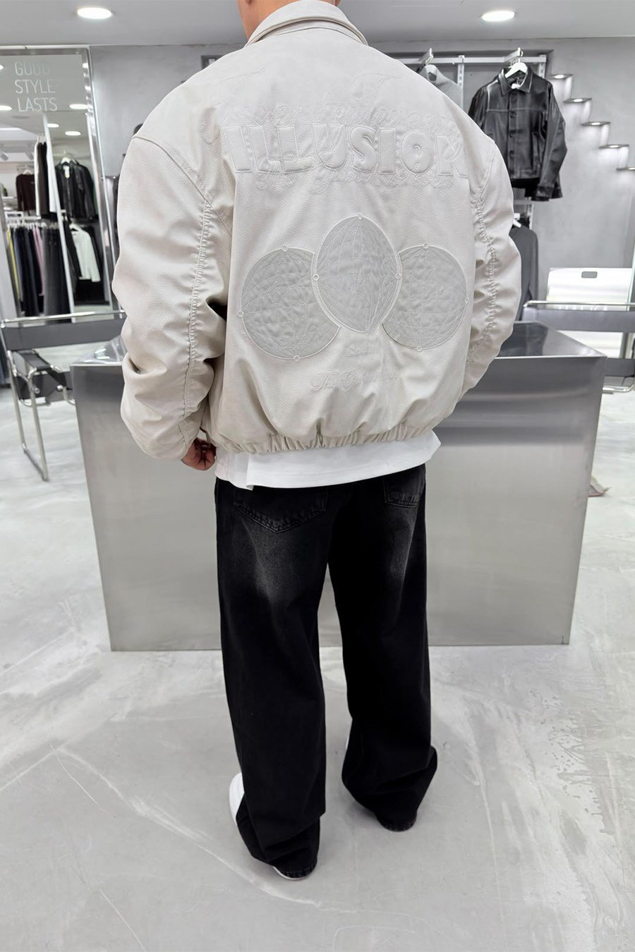 Bej Illusıon Nakışlı Oversize Deri Mont