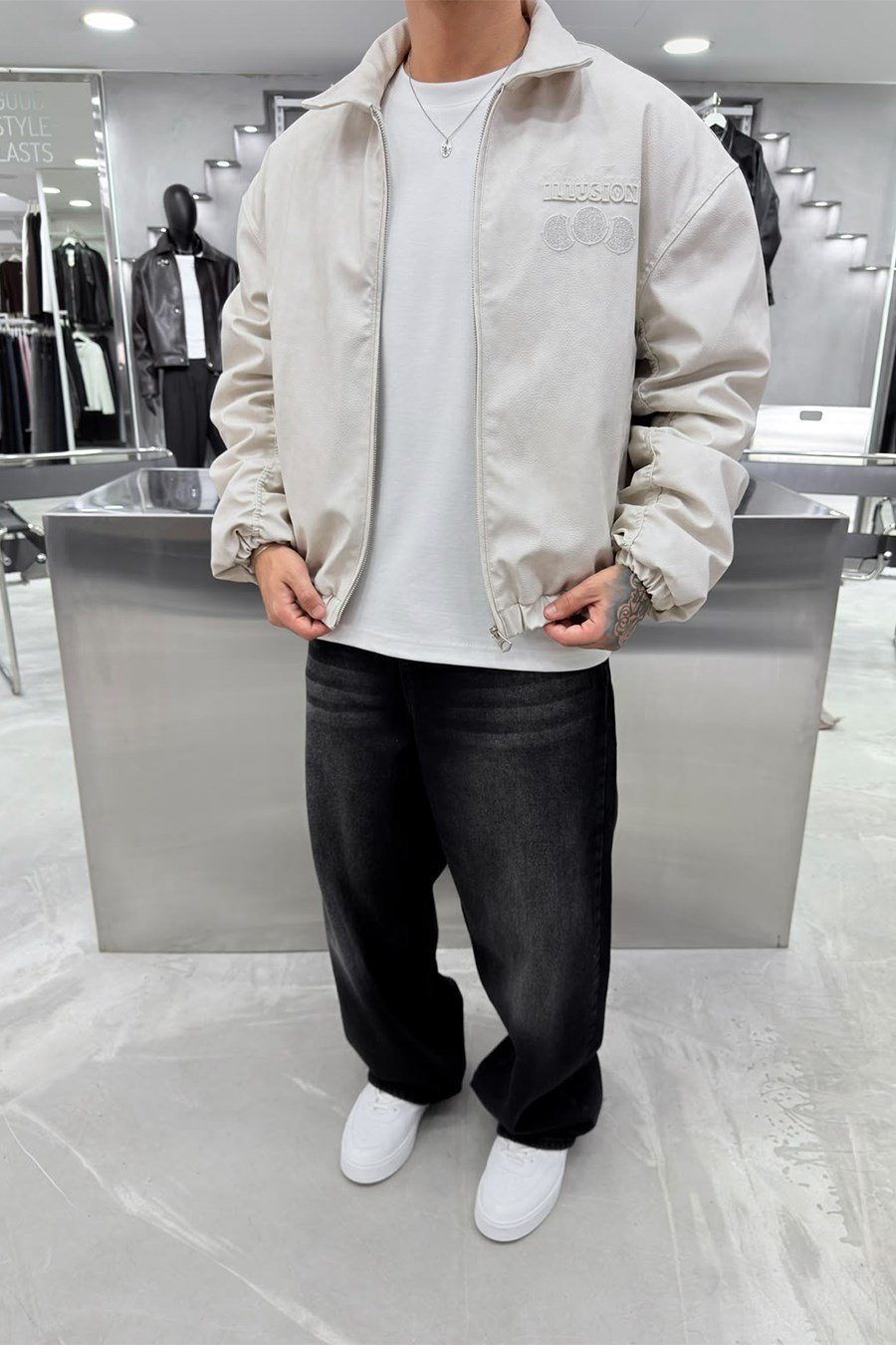 Bej Illusıon Nakışlı Oversize Deri Mont