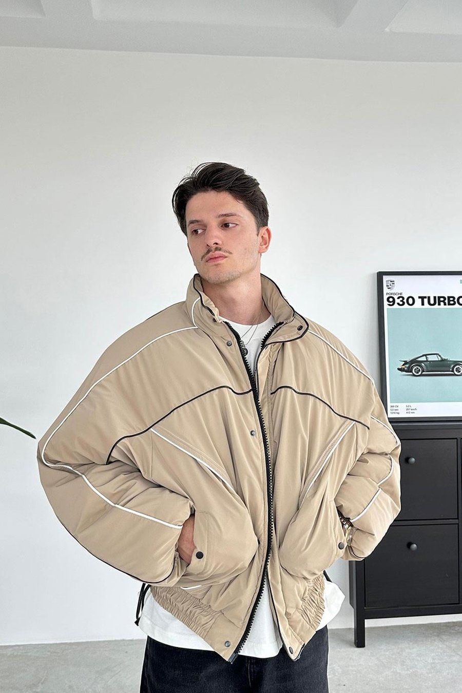 Bej Tasarım Şerit Detay Oversize Şişme Mont
