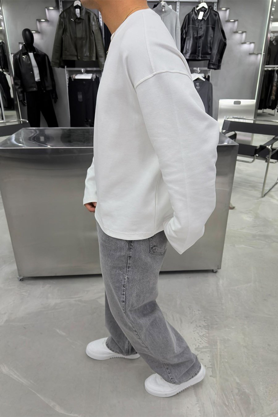 Beyaz Basic Uzun Kollu Oversize Tişört