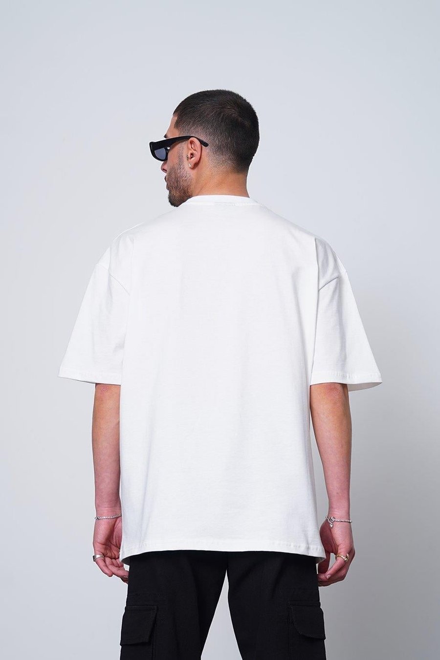 BEYAZ Broken Souls PM Oversize Tişört
