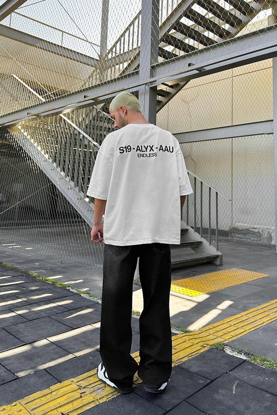 BEYAZ Endless OUTPLENTY PREMİUM Oversize Tişört