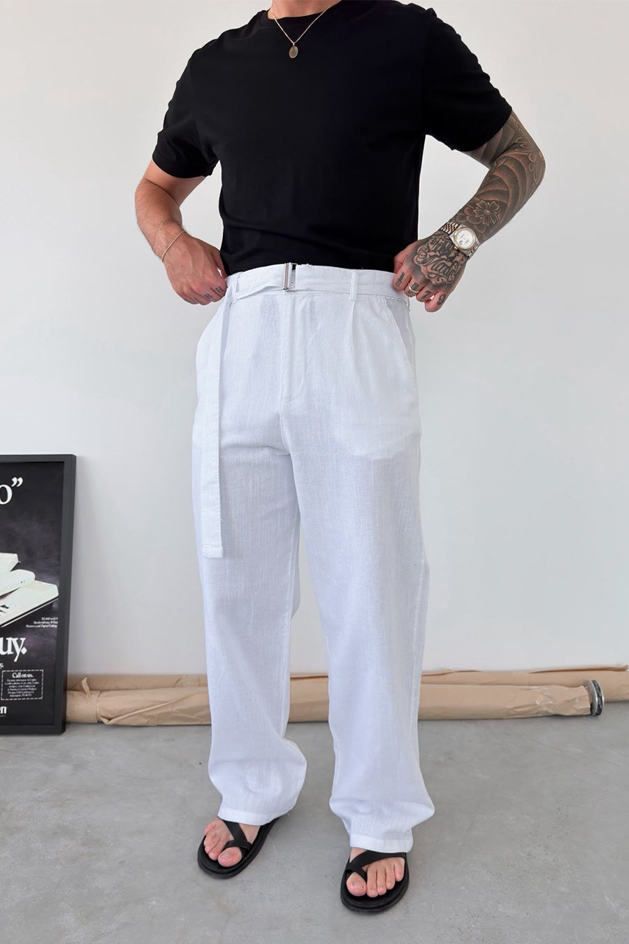 Beyaz Kemer Detaylı Baggy Keten Pantolon