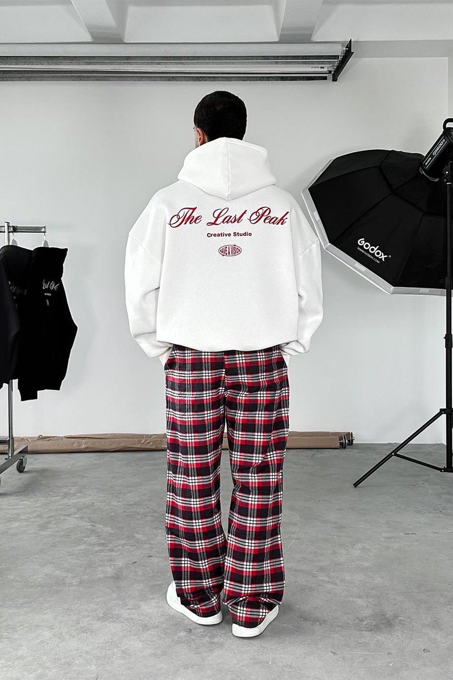 Beyaz Last Peak Oversize Sweatshirt
