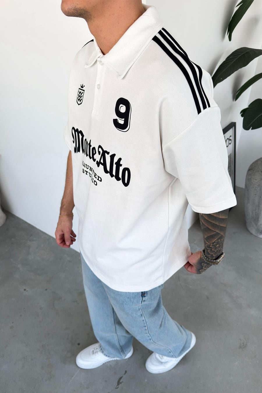 Beyaz Monte Baskılı Oversize Polo Yaka Tişört