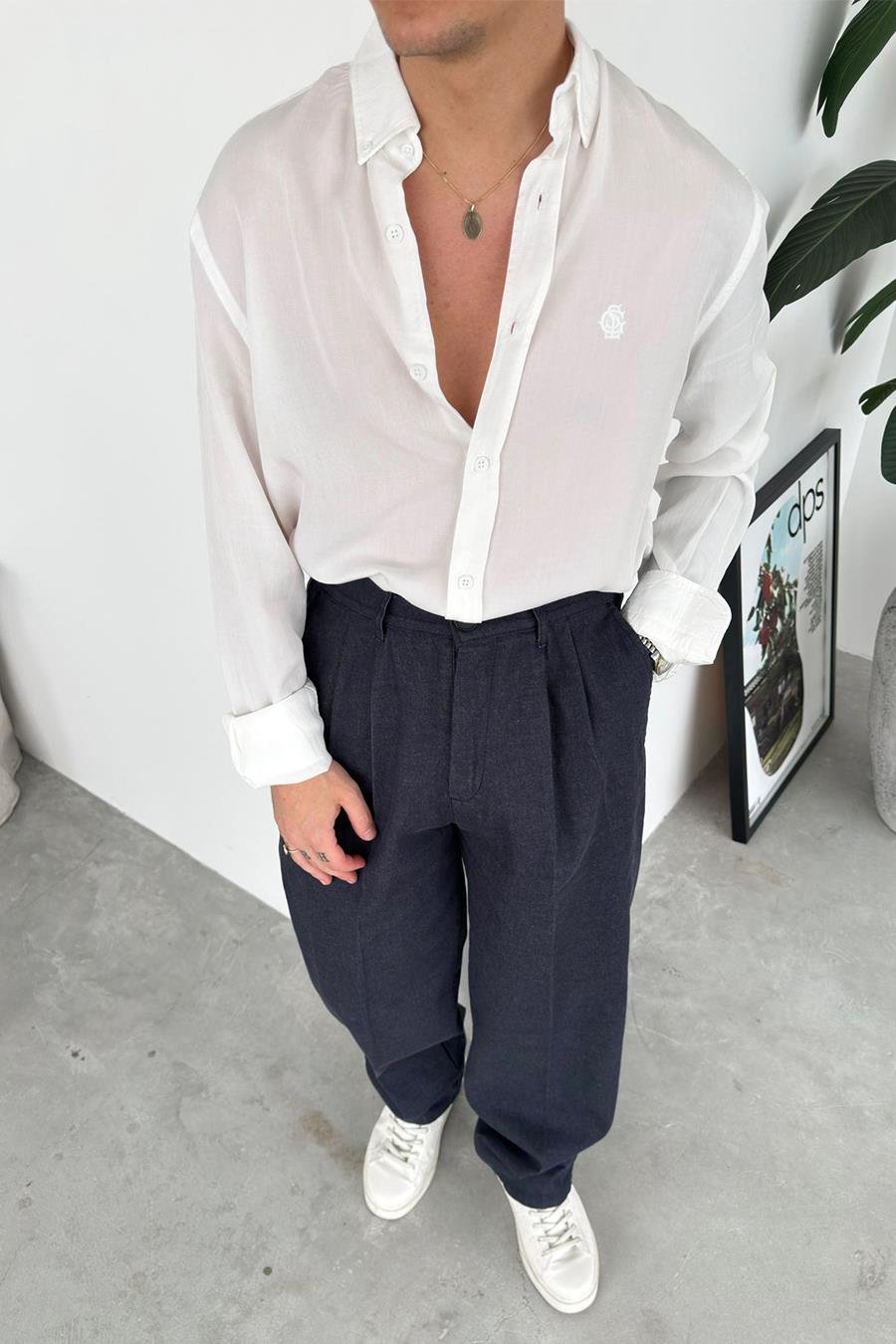 Beyaz Nakışlı Oversize Modal Gömlek