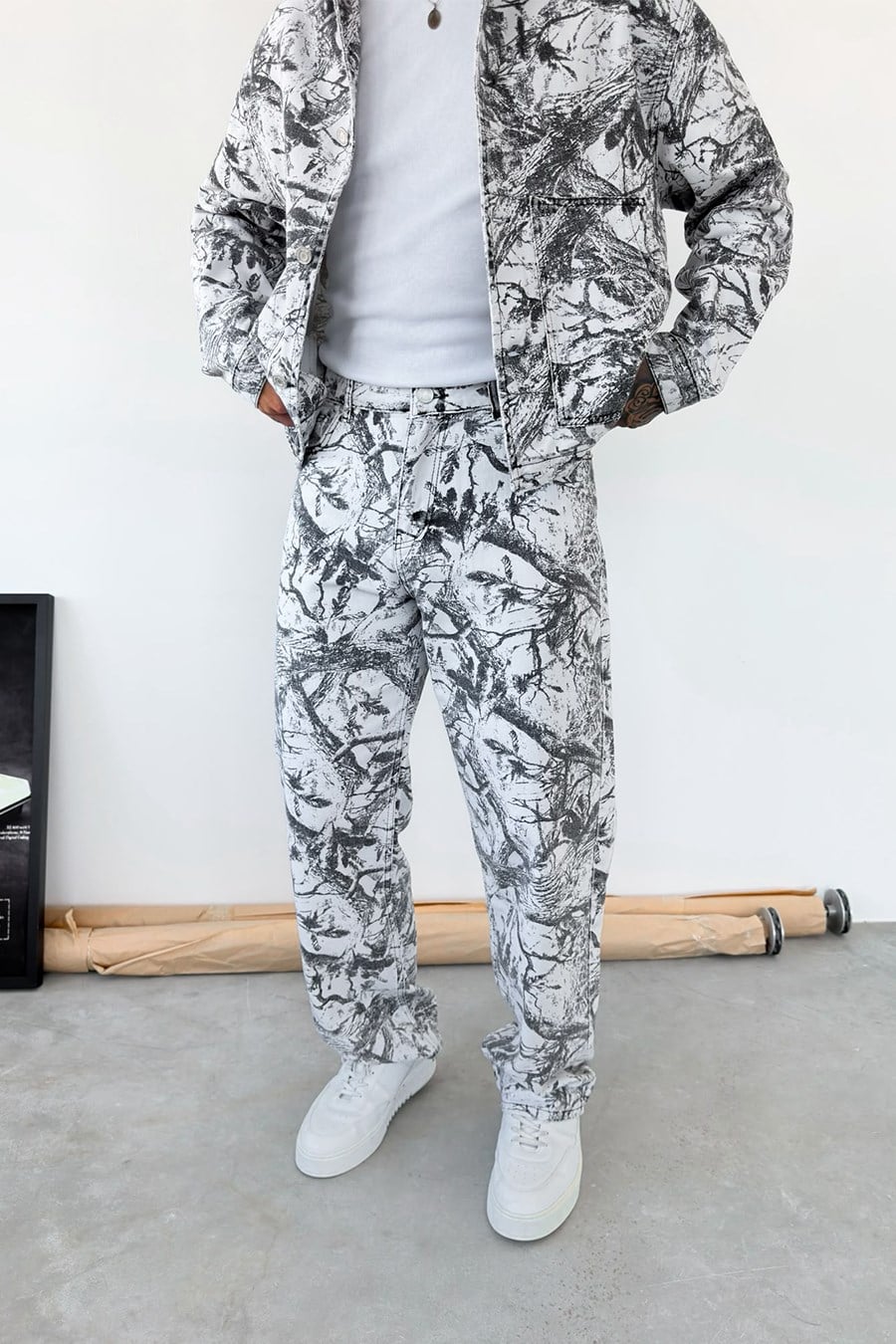 Beyaz Premium Baskılı Denim Takım