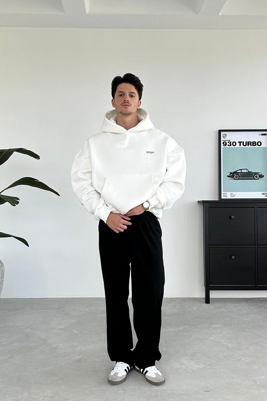 Beyaz Research Oversize Sweatshirt