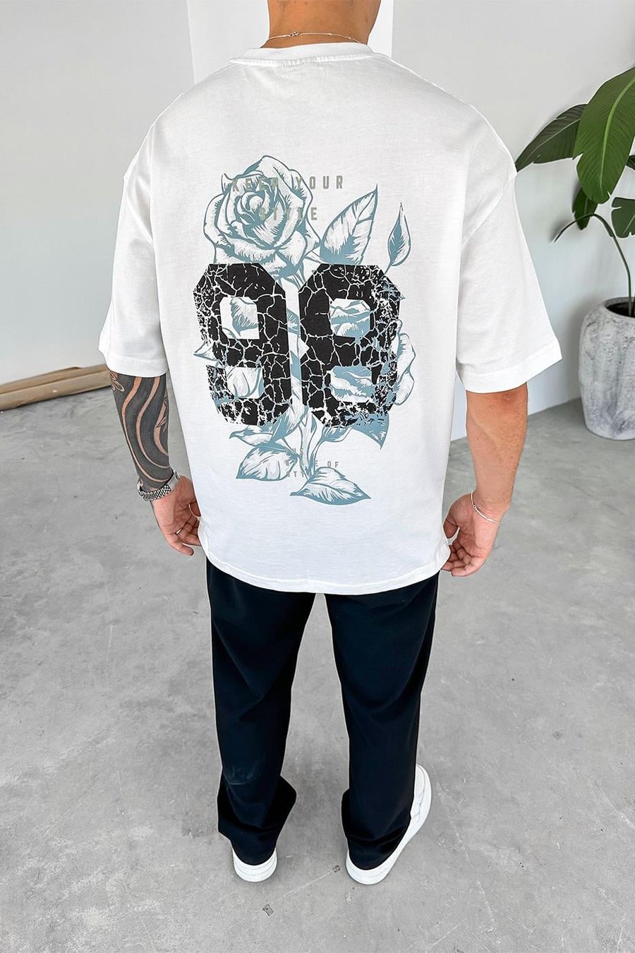 Beyaz Rose 98 Baskı Detay Oversize Tişört