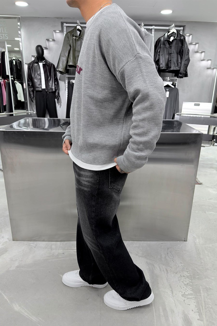 Gri Twenty Four Baskılı Boxy Fit Kazak