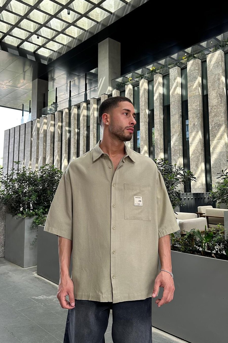 HAKİ Keten Ön Cep Nakış Detay S8 BS Oversize Gömlek