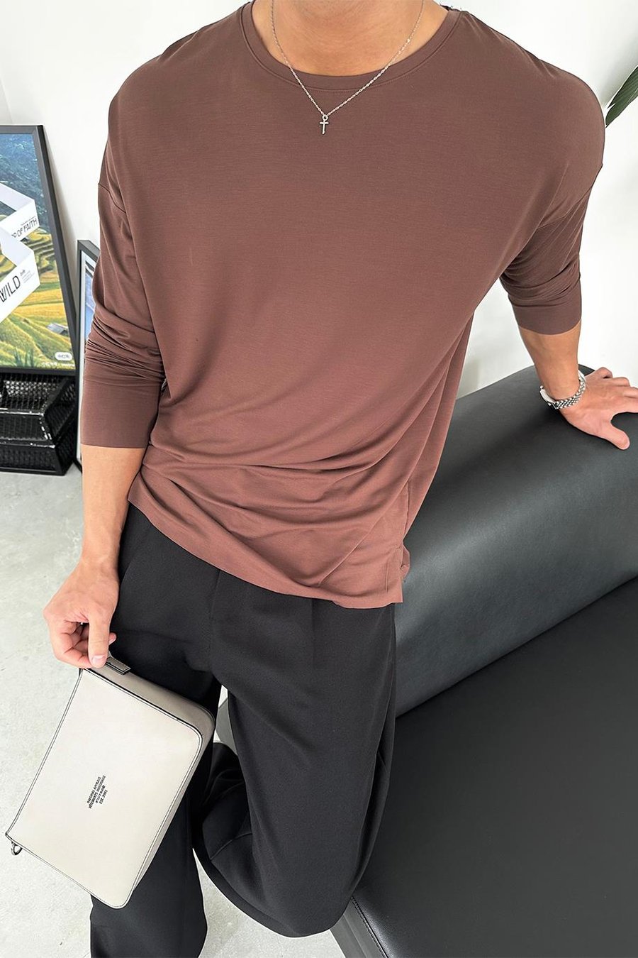 Kahverengi Basic Soft Likralı Relax Fit Uzun Kollu Tişört
