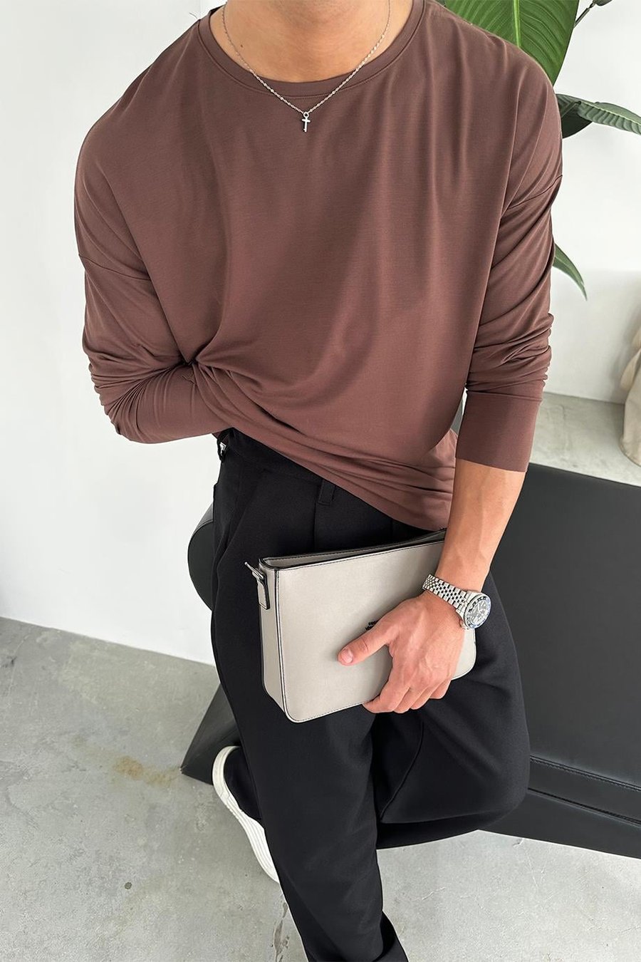 Kahverengi Basic Soft Likralı Relax Fit Uzun Kollu Tişört
