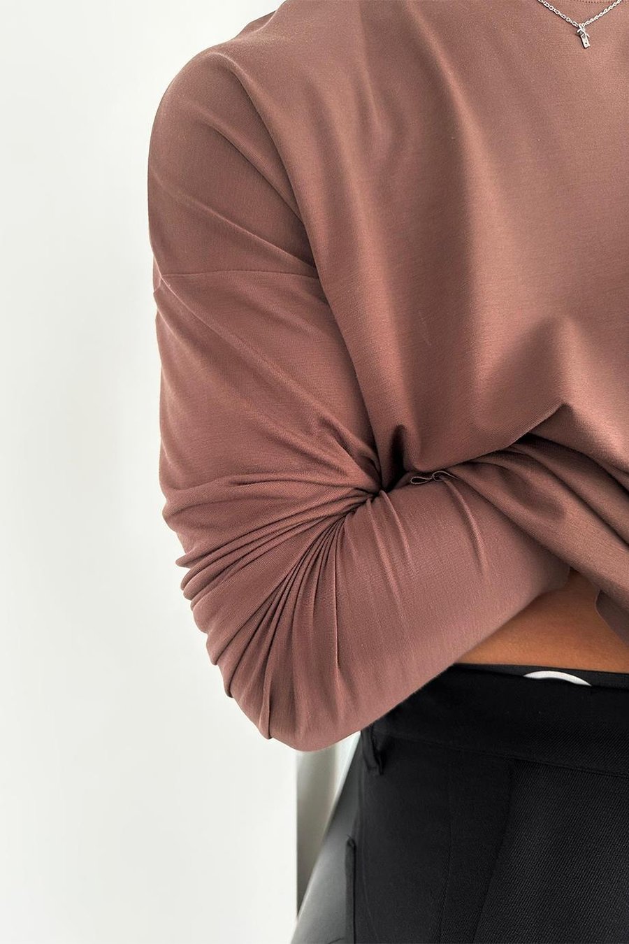 Kahverengi Basic Soft Likralı Relax Fit Uzun Kollu Tişört