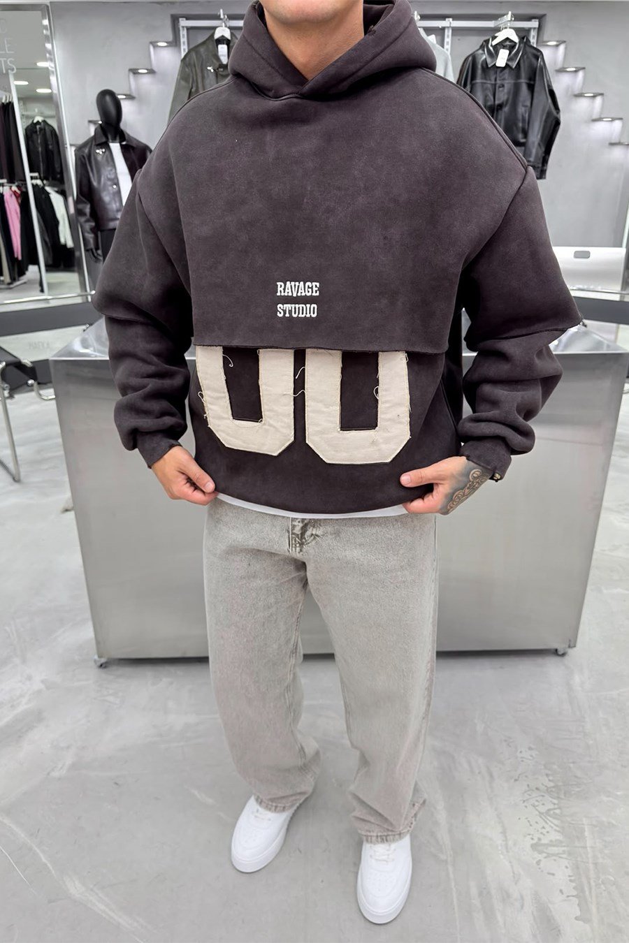 Kahverengi Ravege Studio Yıkamalı Oversize Sweatshirt
