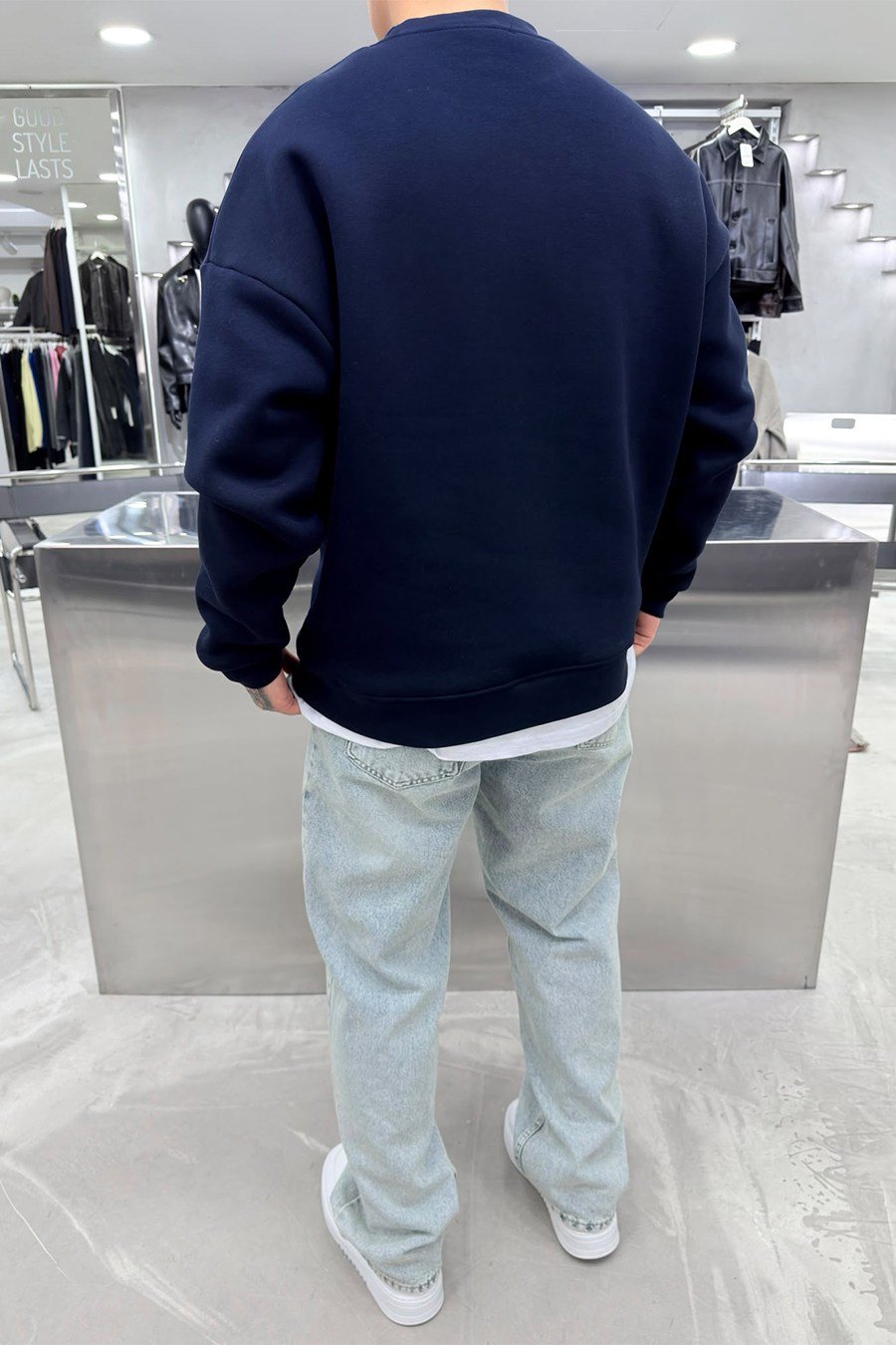Lacivert Street Nakışlı Oversize Sweatshirt