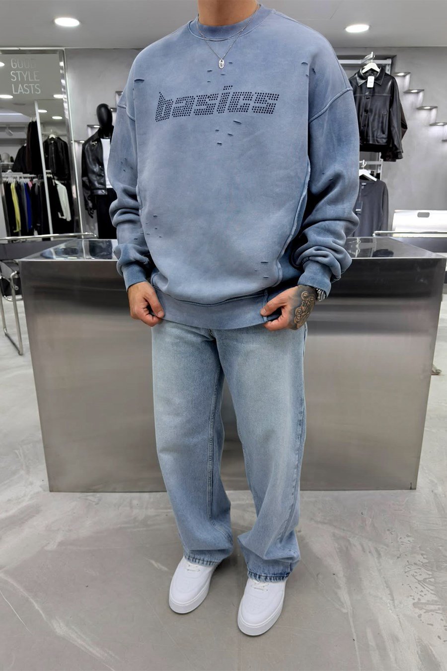 Mavi Basics Taş Detaylı Yıkamalı Oversize Sweatshirt