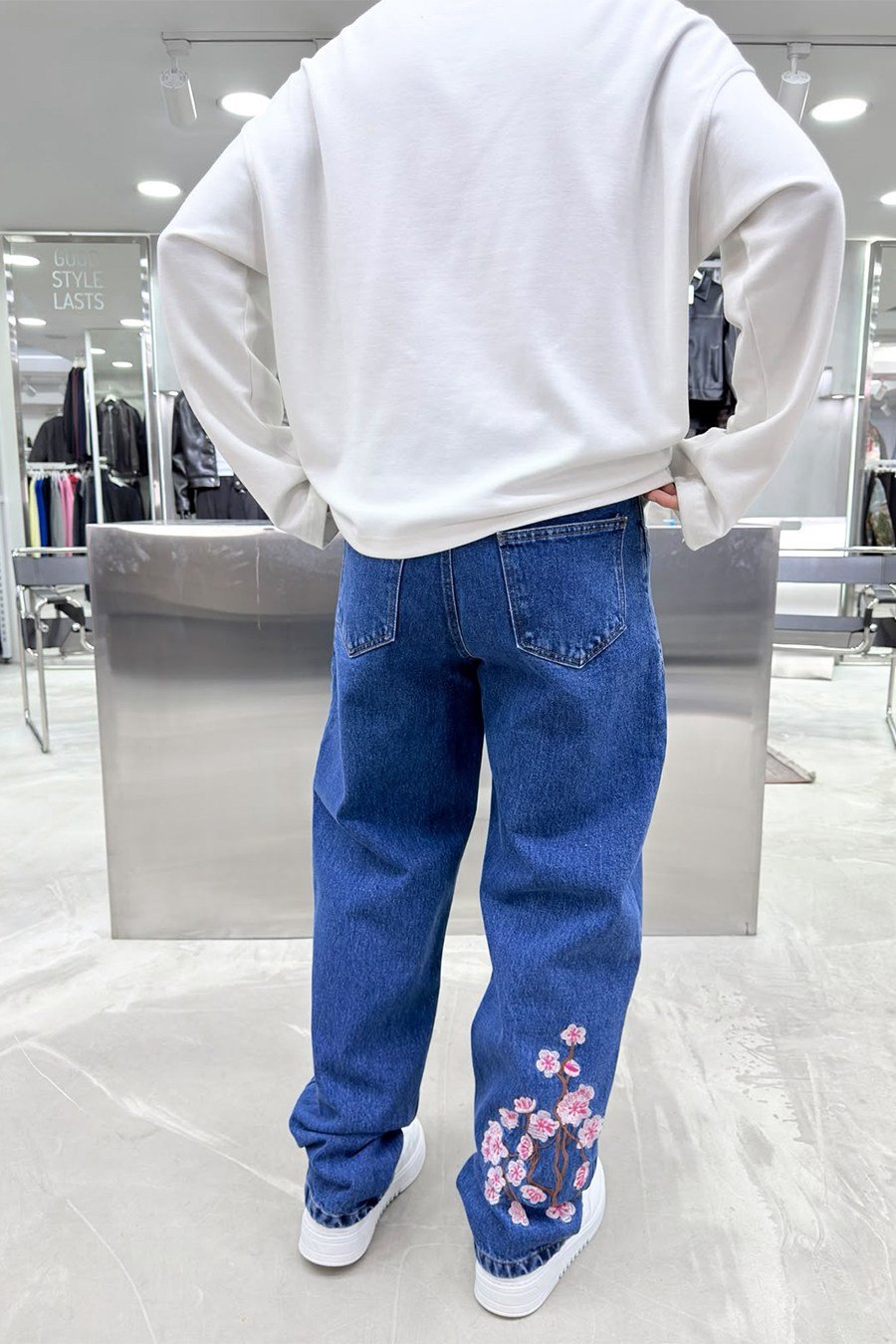 Mavi Cherry Blossom Nakışlı Baggy Pantolon