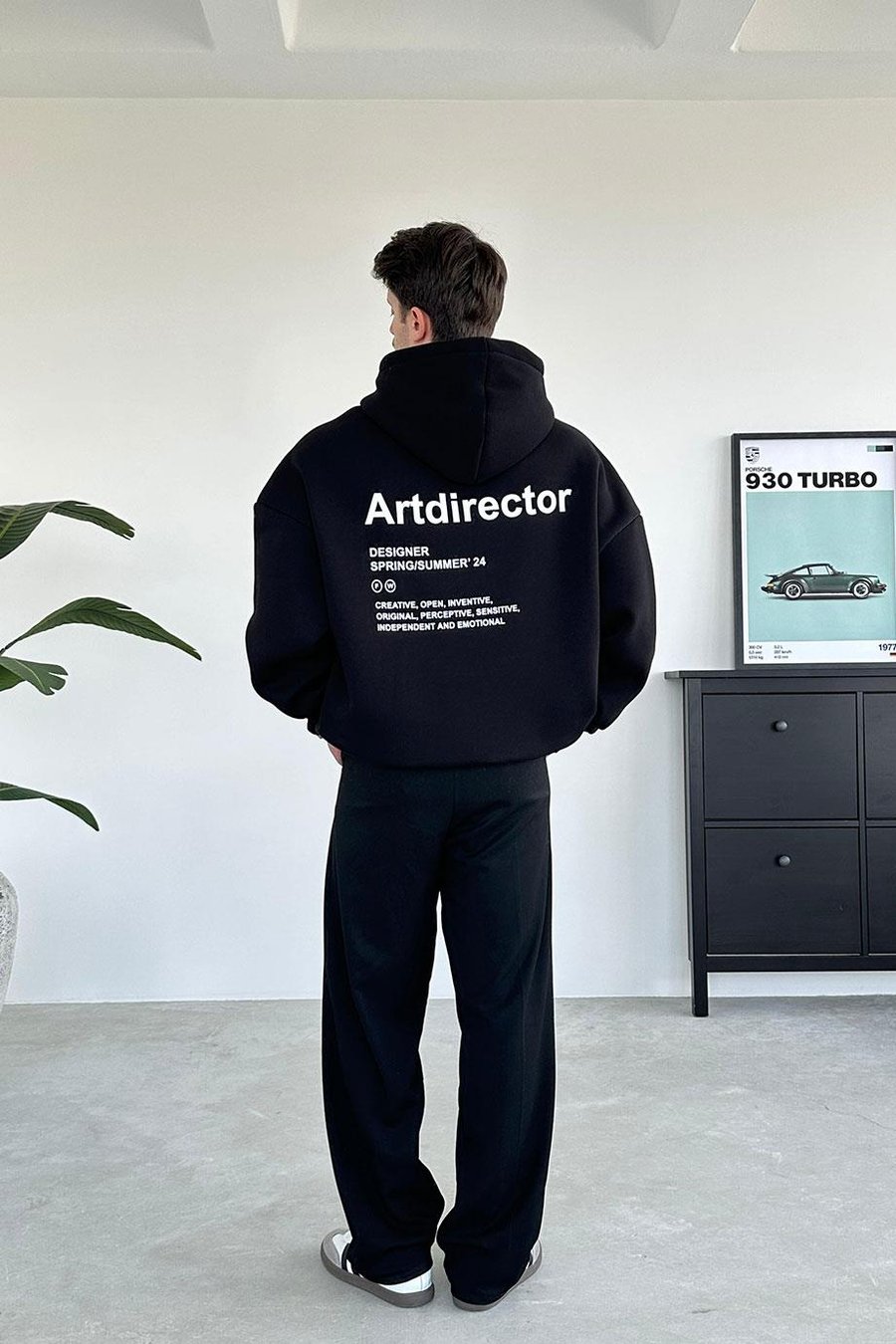 Siyah Art Director Oversize Sweatshirt