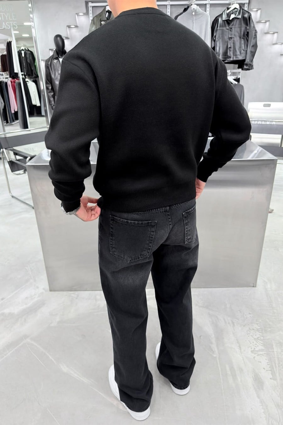 Siyah Basic Premium Düğme Detaylı Boxy Fit Kazak